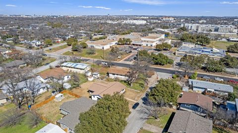 Tiny photo for 2000 Cedar Ave, Austin, TX 78722 (MLS # 4990589)