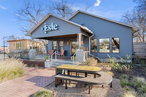 Tiny photo for 2000 Cedar Ave, Austin, TX 78722 (MLS # 4990589)