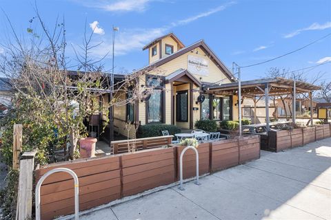 Tiny photo for 2000 Cedar Ave, Austin, TX 78722 (MLS # 4990589)
