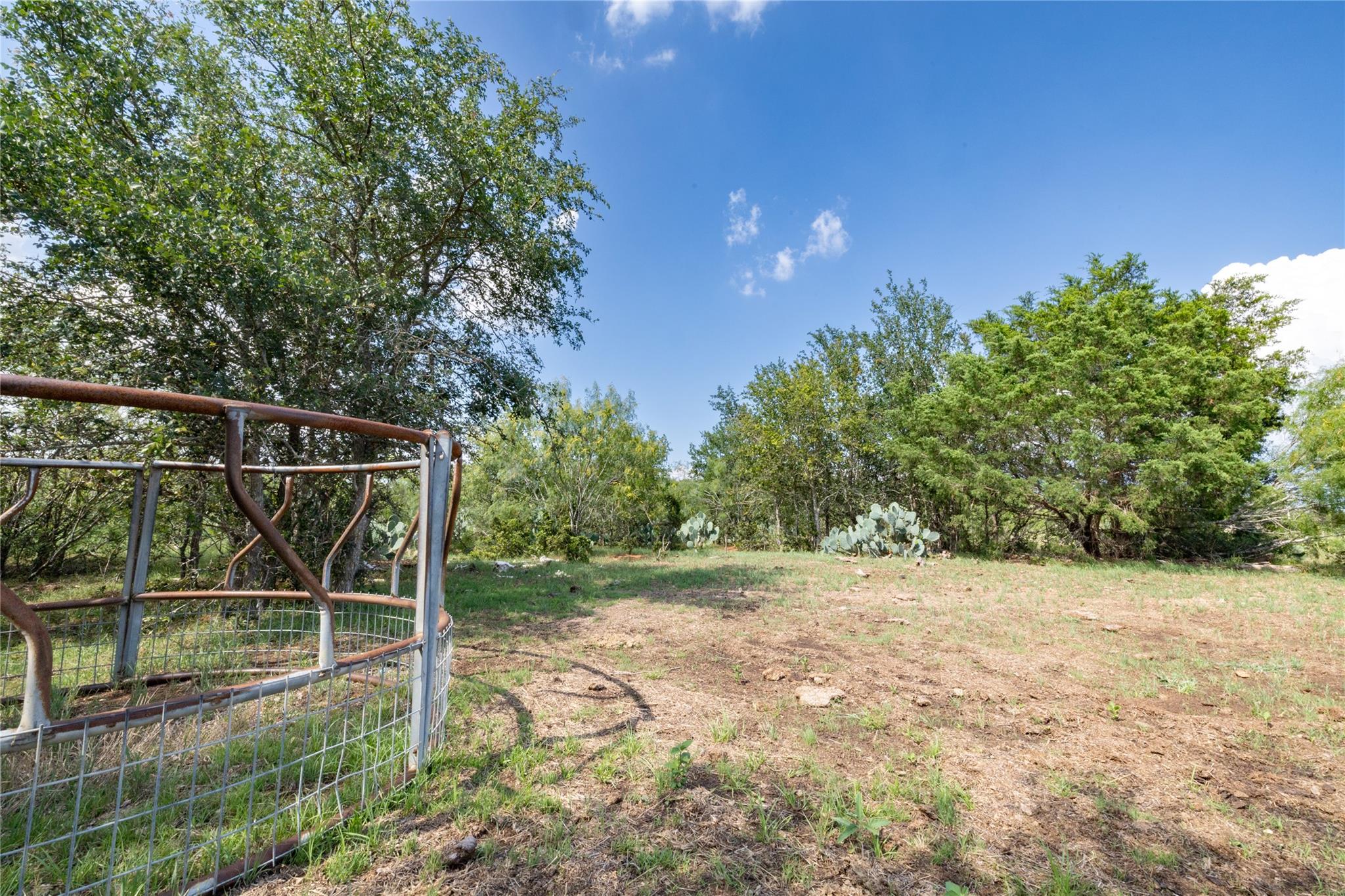 410 Green Acre DR
