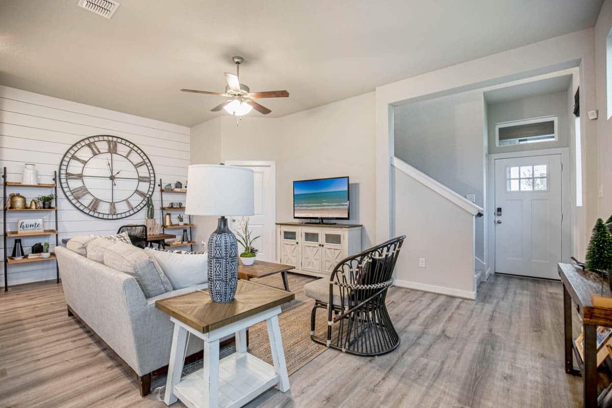 213 Flora Springs CV