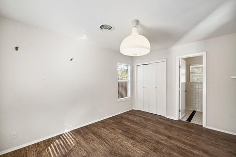 Tiny photo for 4701 SYLVANDALE DR #1, Austin, TX 78745 (MLS # 1585183)
