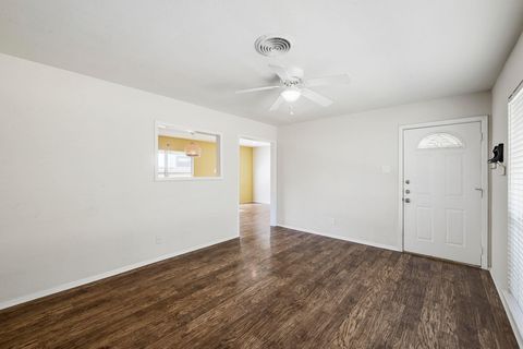 Tiny photo for 4701 SYLVANDALE DR #1, Austin, TX 78745 (MLS # 1585183)
