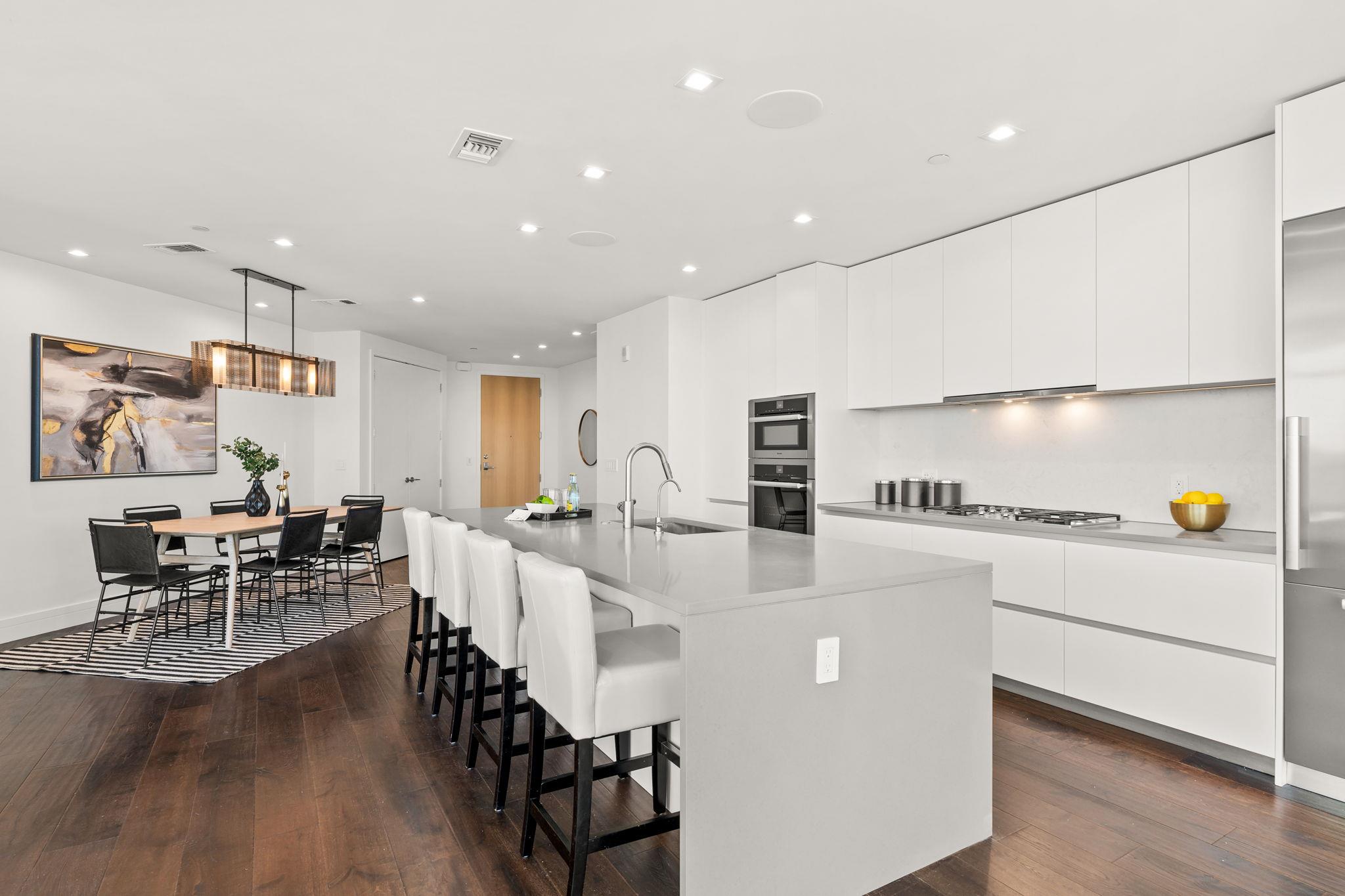 501 West Ave 3403