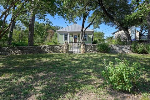 Tiny photo for 1603 Taylor Gaines ST, Austin, TX 78741 (MLS # 5971460)
