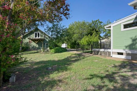 Tiny photo for 1603 Taylor Gaines ST, Austin, TX 78741 (MLS # 5971460)