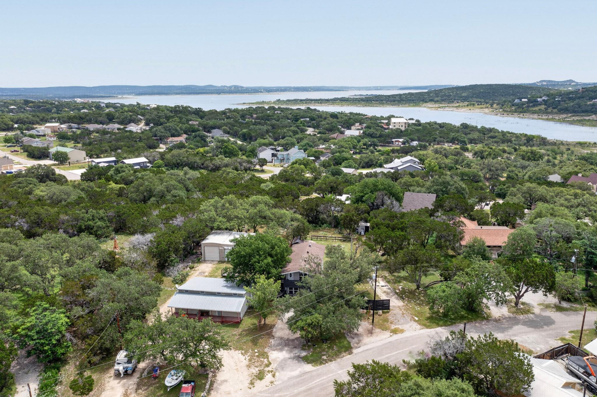 1070 Timberlane DR