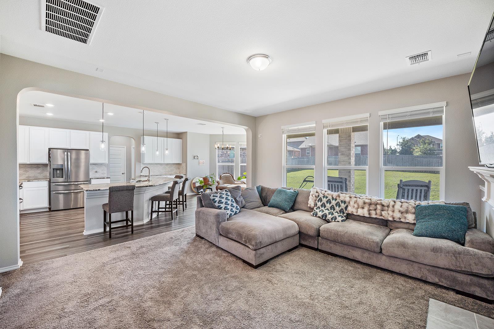 1805 Bogata LN