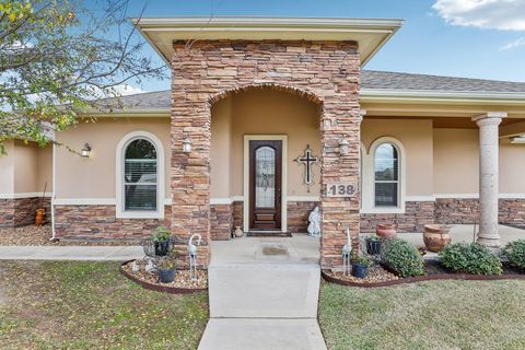 138 Gable Kyle TX 78640