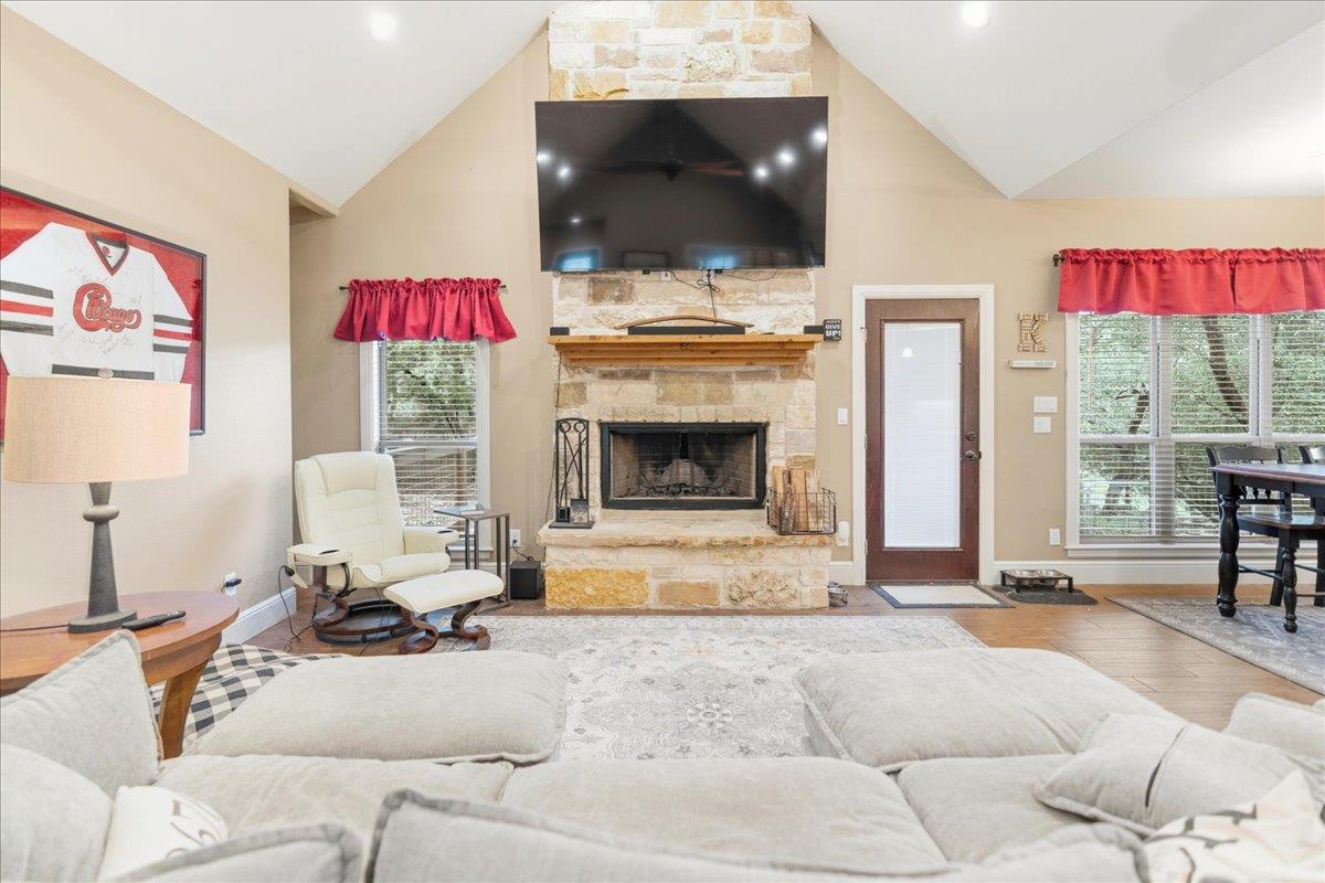 9 Caliche CT