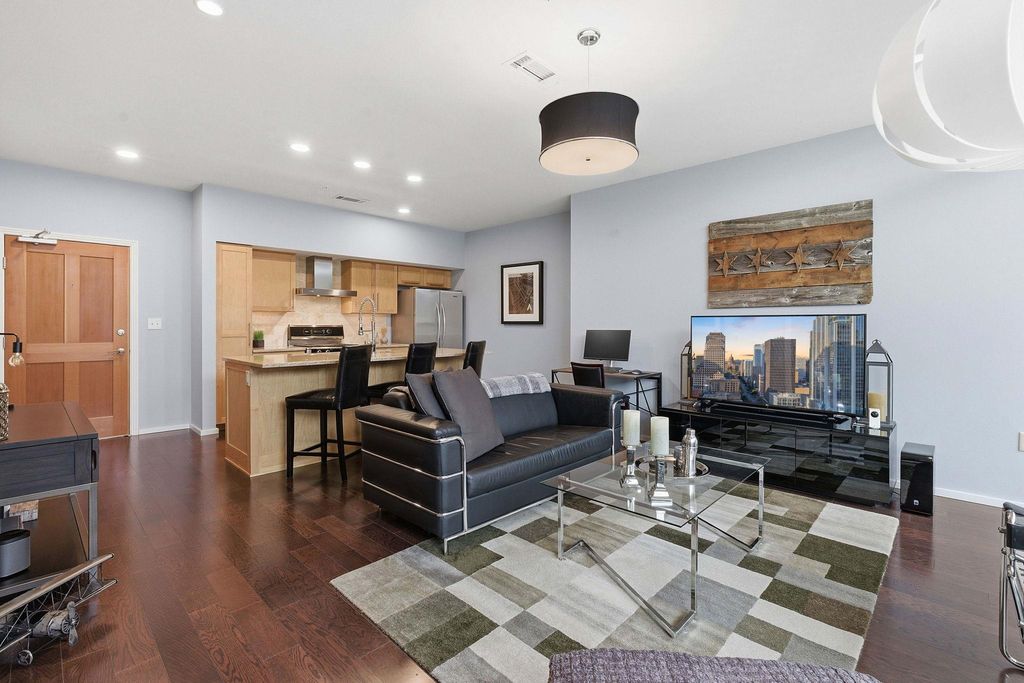 Photo of 1600 Barton Springs RD #1106, Austin, TX 78704 (MLS # 4399546)