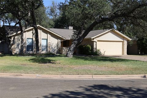 Photo of 7302 BERING CV, Austin, TX 78759 (MLS # 9210020)