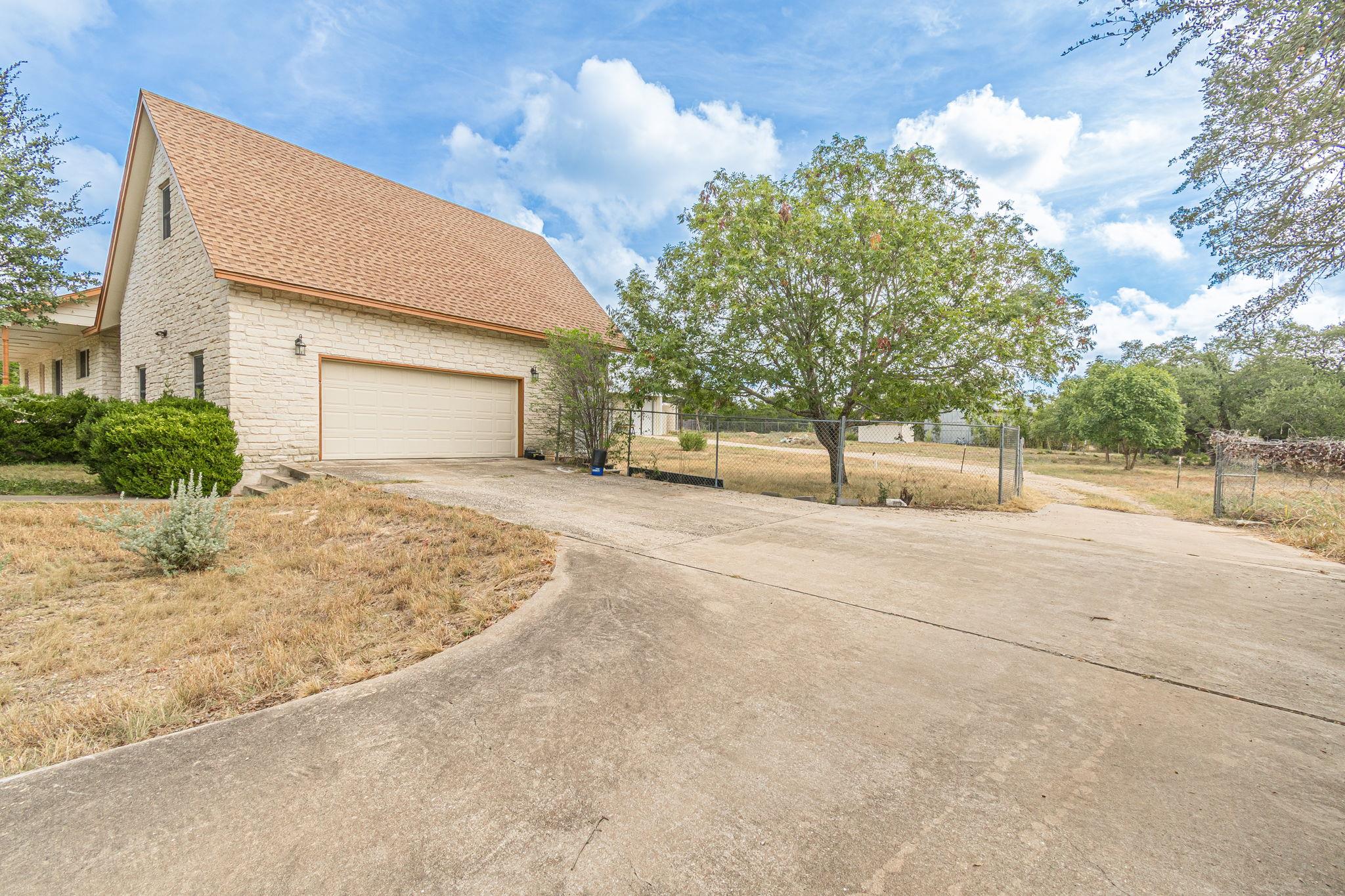 15 Tall Oaks TRL