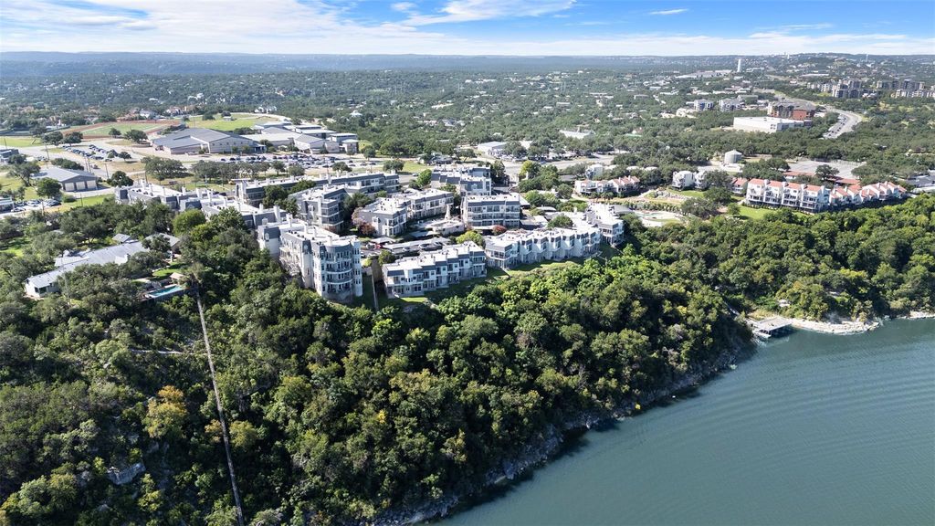 Photo for 2918 Ranch Road 620 N #O-285, Austin, TX 78734 (MLS # 1813633)