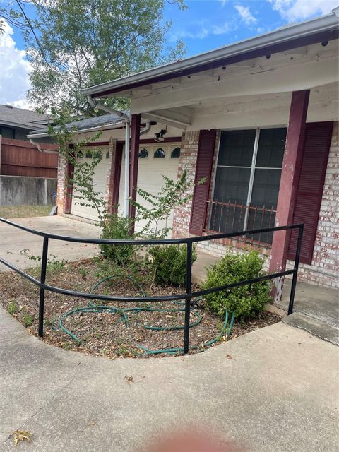 Tiny photo for 5106 Woodmoor DR, Austin, TX 78721 (MLS # 7996389)