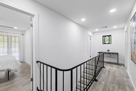 Tiny photo for 3520 Highland View DR, Austin, TX 78731 (MLS # 4865023)