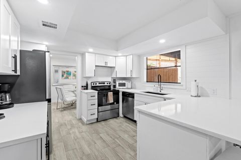 Tiny photo for 3520 Highland View DR, Austin, TX 78731 (MLS # 4865023)