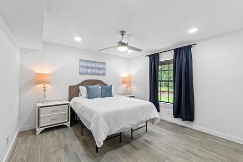 Tiny photo for 3520 Highland View DR, Austin, TX 78731 (MLS # 4865023)