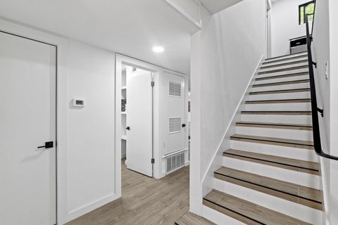Tiny photo for 3520 Highland View DR, Austin, TX 78731 (MLS # 4865023)