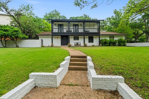 3520 Highland View DR Austin TX 78731