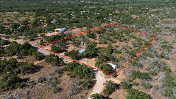 222 VALLEY DR, BURNET, TX 78611 - Image e7df4e87d57c01ec2cbc4048fb18dbf6/2306843693