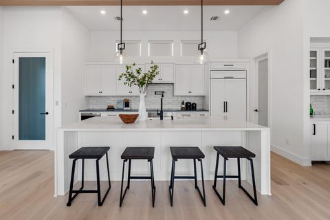 Tiny photo for 13408 Galleria CIR, Austin, TX 78738 (MLS # 9416664)