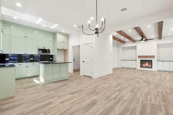 12 WILSON CIR, WIMBERLEY, TX 78676 - Image e7ea2cbc5fea46425b37ef5d0932bbcf/2172541005