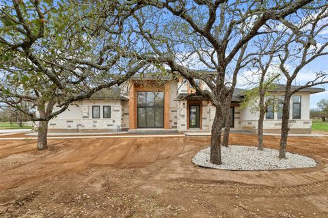 A home in Round Mountain