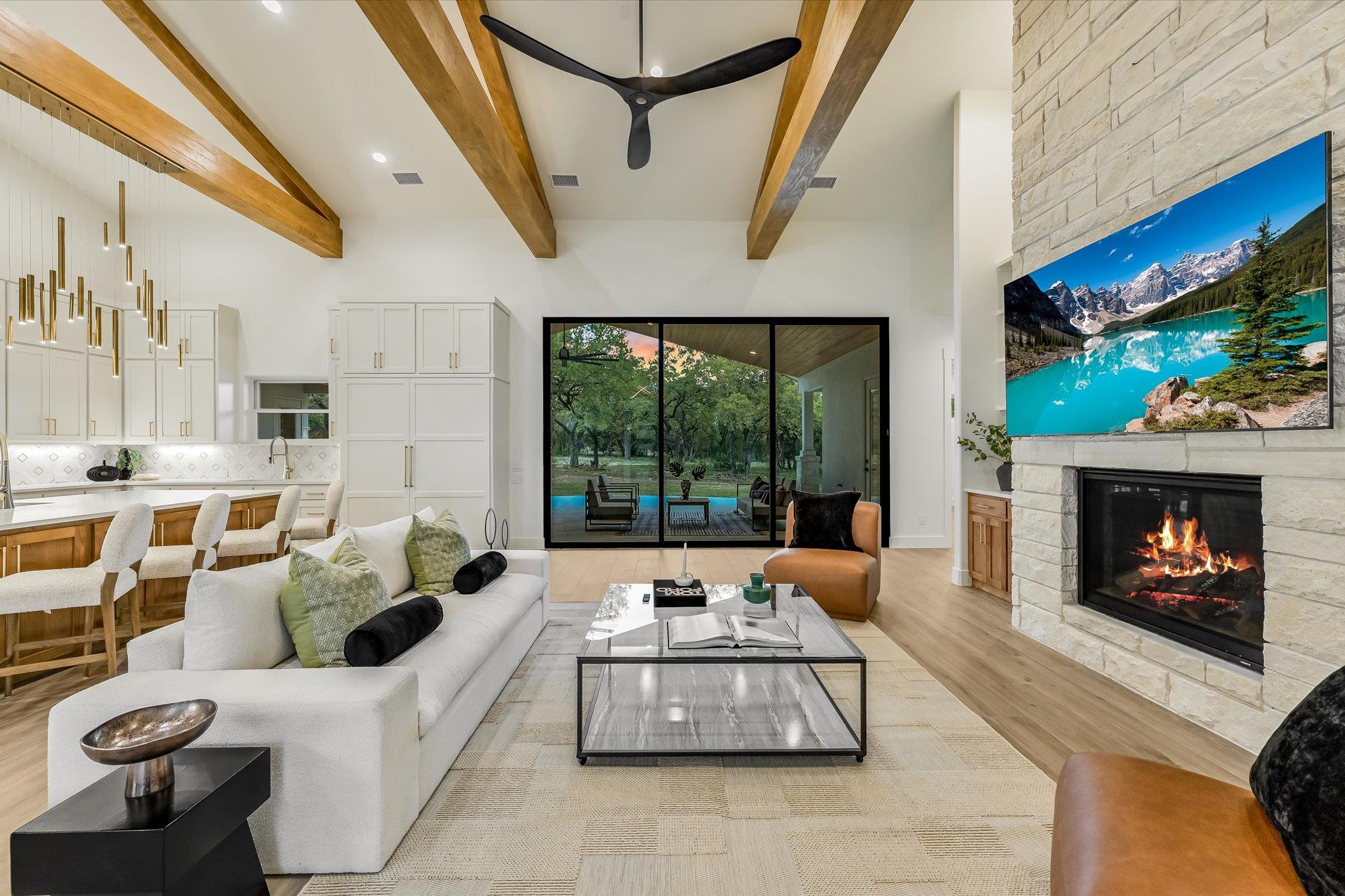 410 Shady Tree DR