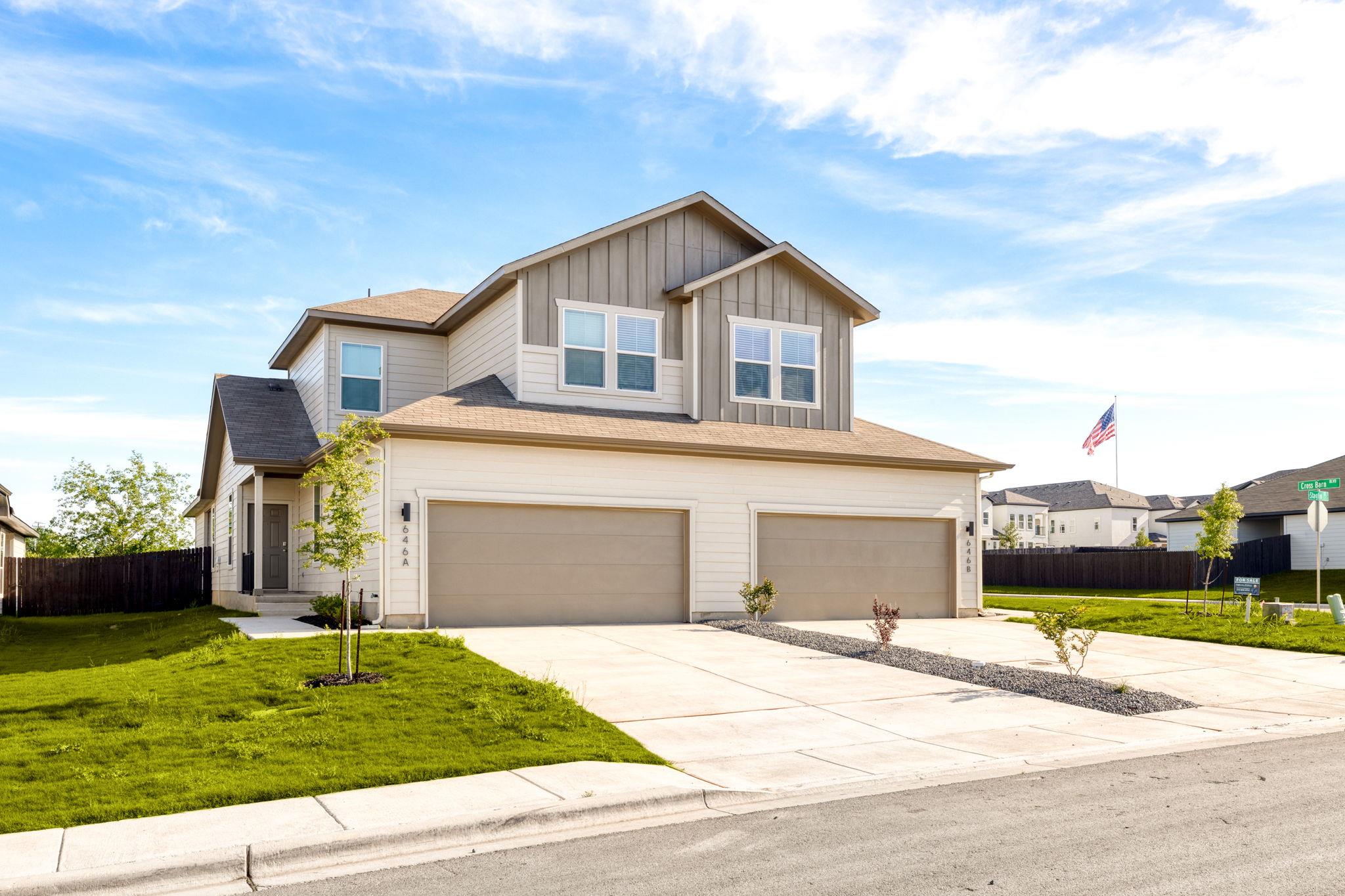 242 Schrader DR