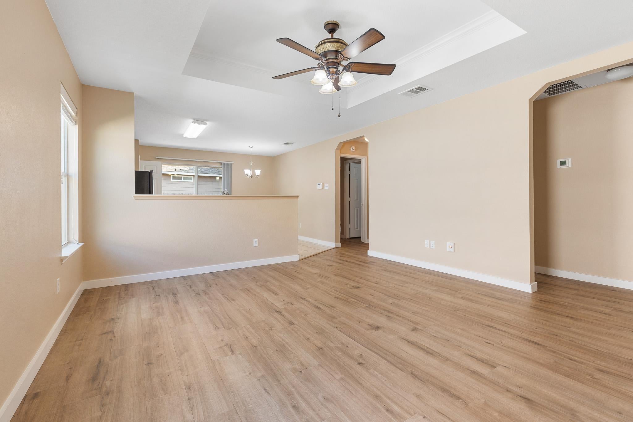 148 Grazing Horse LN
