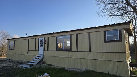 Photo of 18509 Blake Manor RD, Manor, TX 78653 (MLS # 8455386)