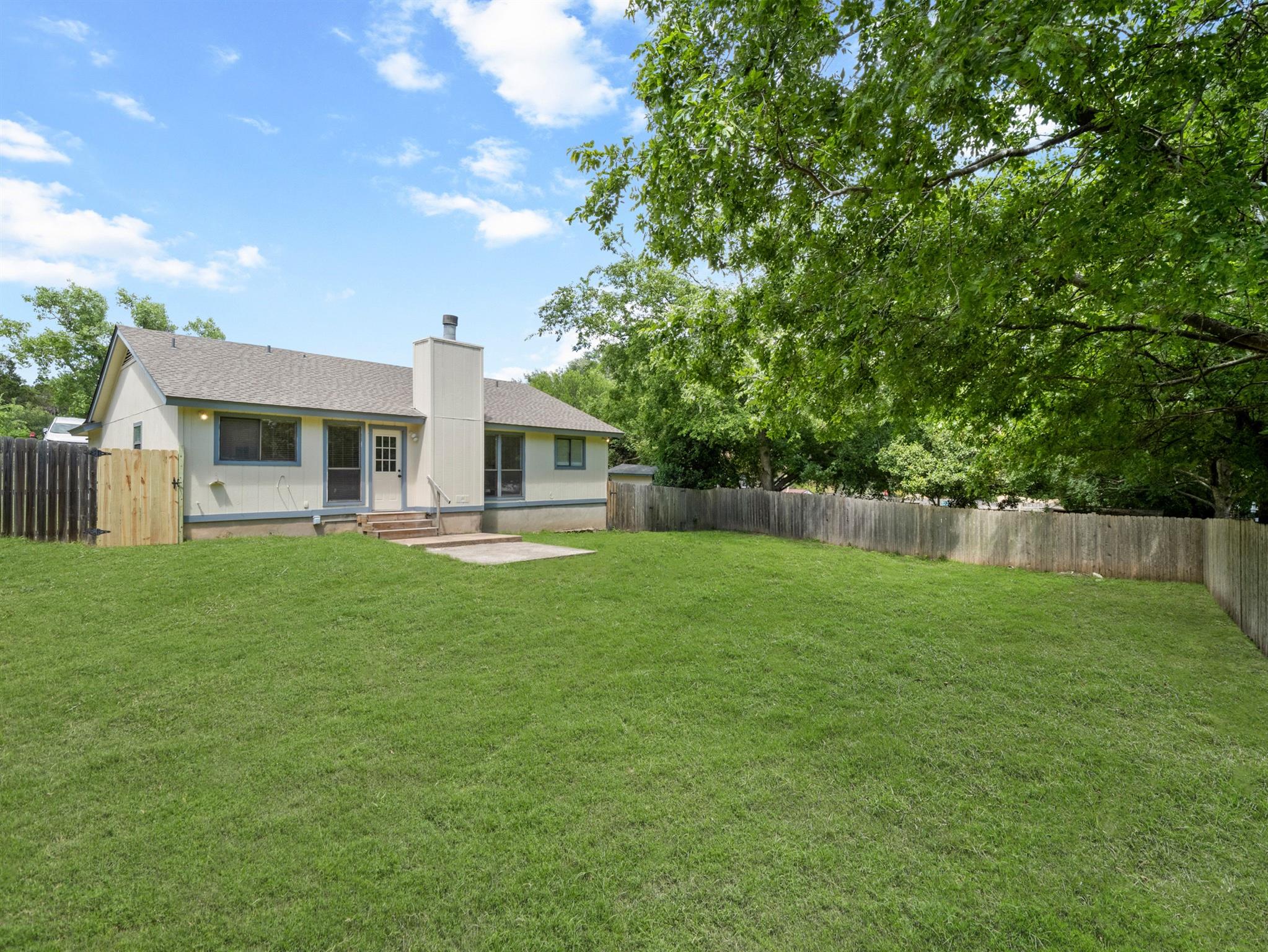 18507 Lake Terrace DR
