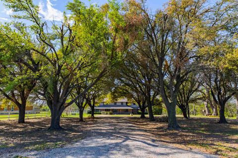 15500 Fm 1660 South Taylor TX 76574