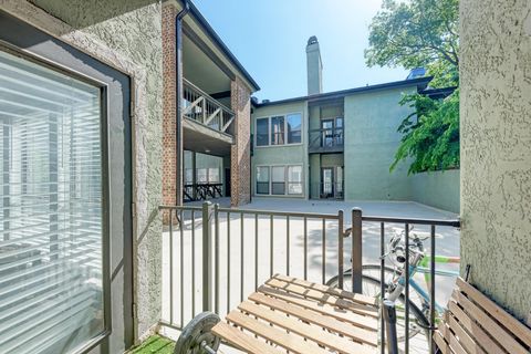 807 W 25th ST 214 Austin TX 78705