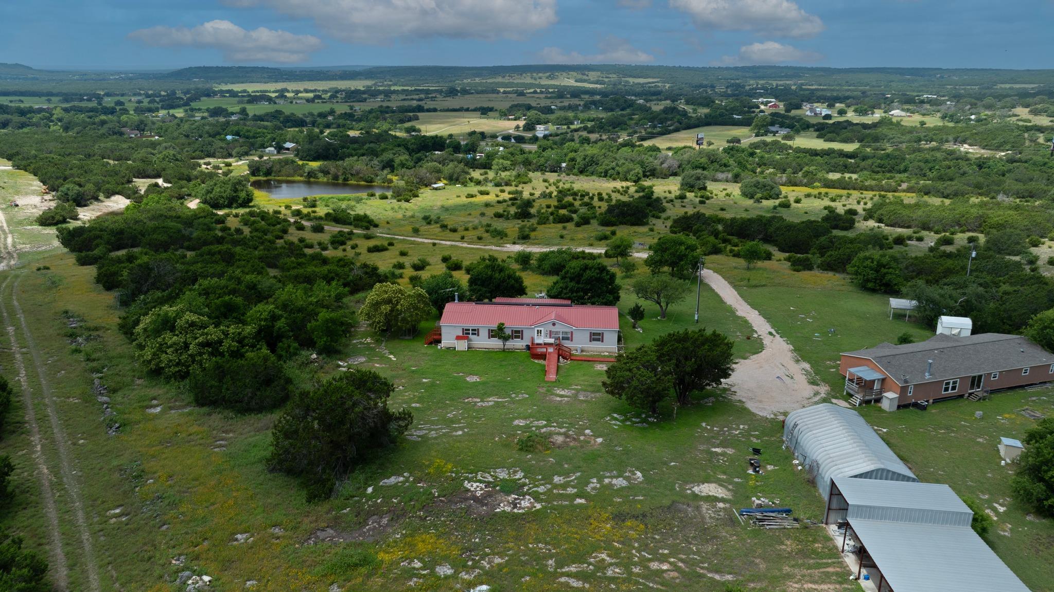 3527 N US Hwy 281
