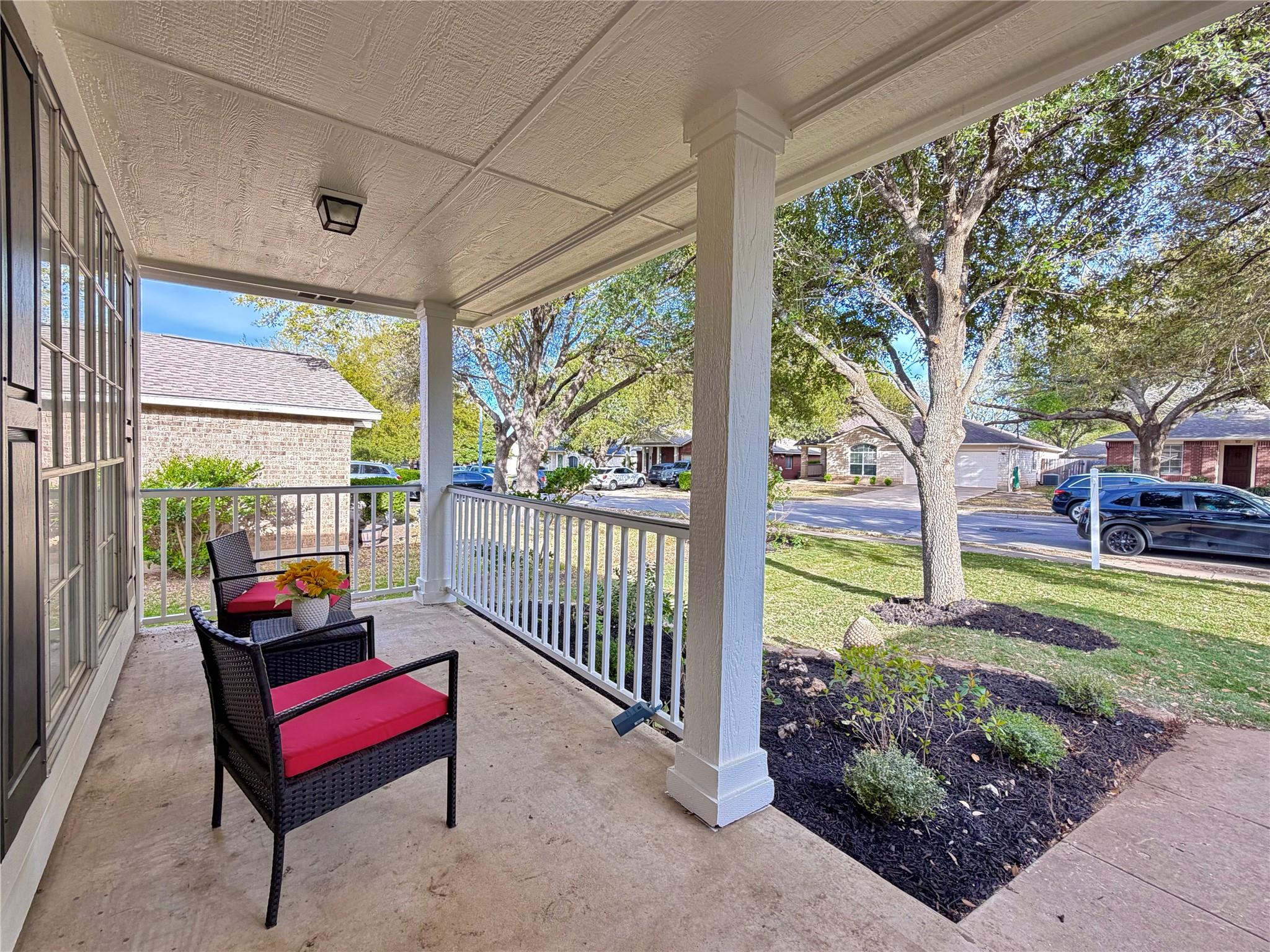 2417 Hallie LN