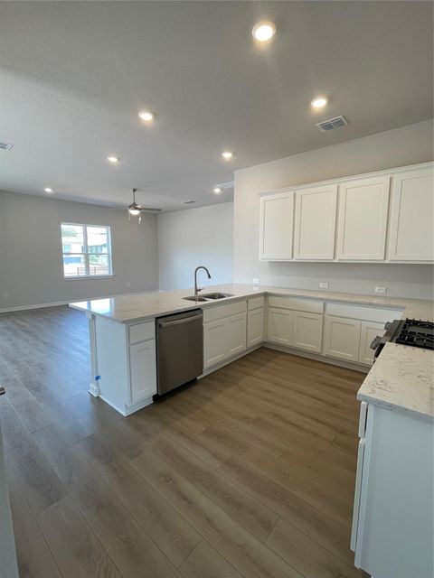 Photo of 4701 Wally Ave #B, Austin, TX 78721 (MLS # 6489896)