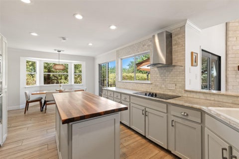 Tiny photo for 106 El Norte CT, Lakeway, TX 78734 (MLS # 1013402)