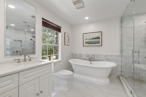 Tiny photo for 106 El Norte CT, Lakeway, TX 78734 (MLS # 1013402)