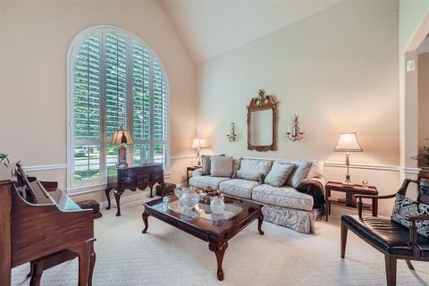 Tiny photo for 111 Whitley DR, Austin, TX 78738 (MLS # 3225691)