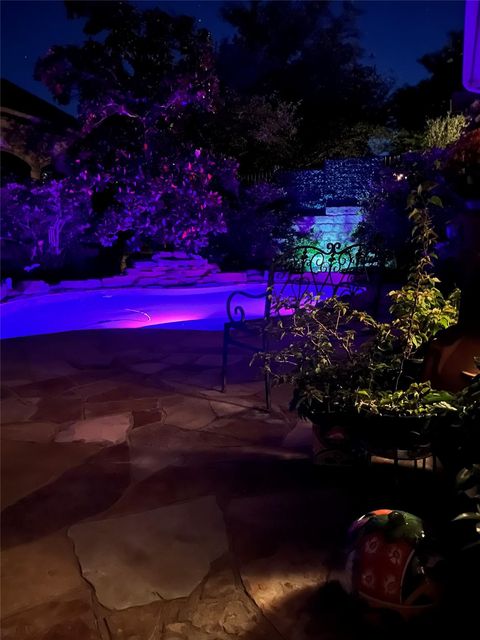 Tiny photo for 111 Whitley DR, Austin, TX 78738 (MLS # 3225691)