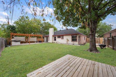 Tiny photo for 12501 Fallen Tower LN, Austin, TX 78753 (MLS # 5311664)