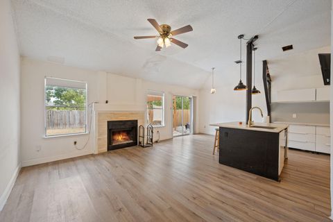 Tiny photo for 12501 Fallen Tower LN, Austin, TX 78753 (MLS # 5311664)