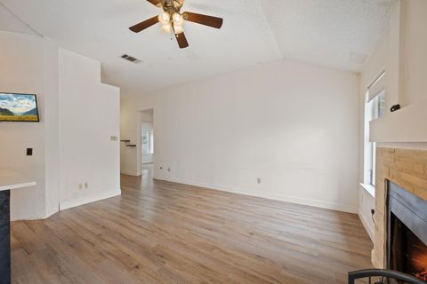 Tiny photo for 12501 Fallen Tower LN, Austin, TX 78753 (MLS # 5311664)