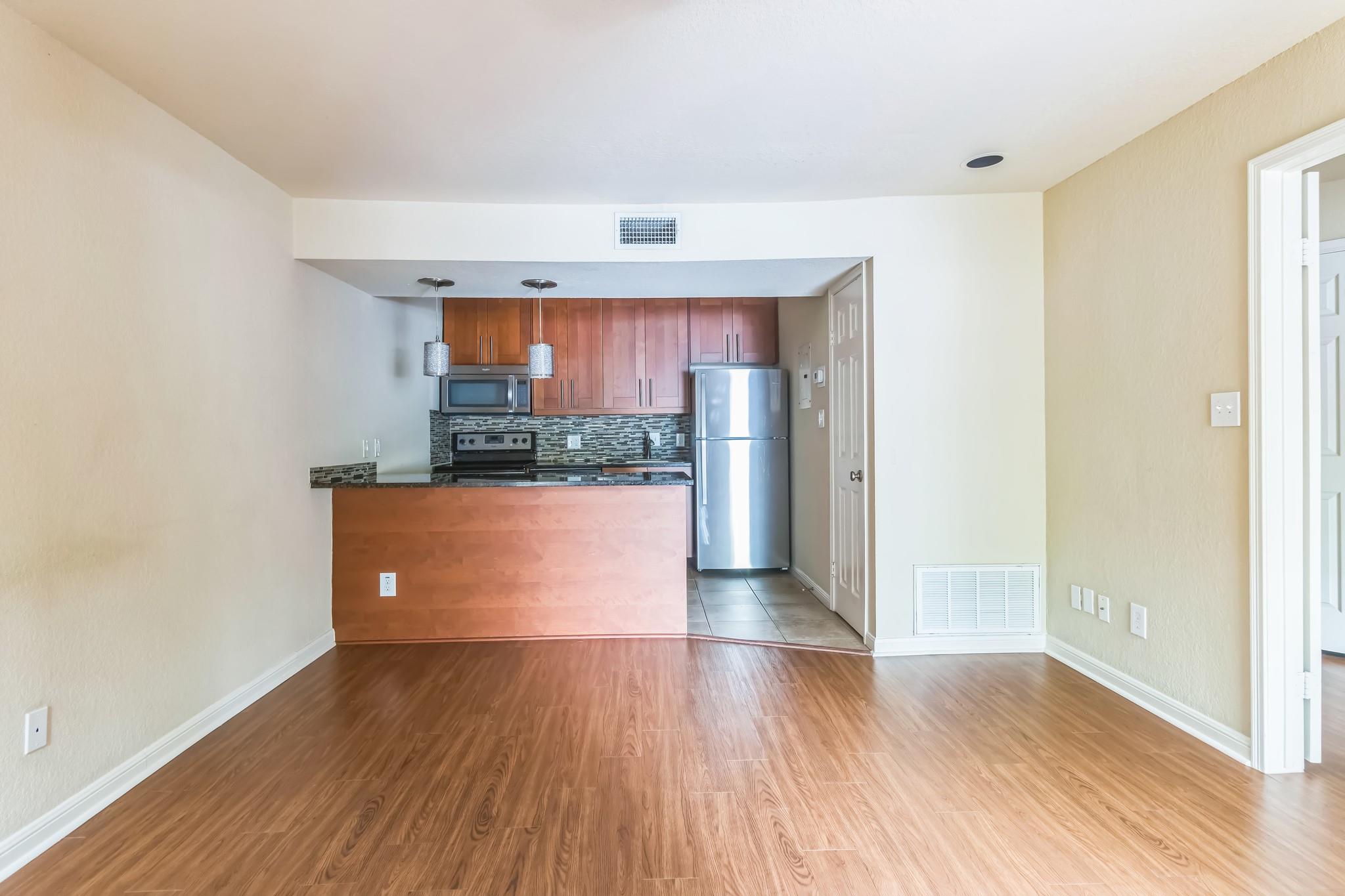 7685 Northcross DR 901