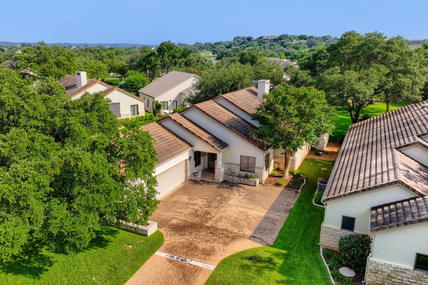 2422 Founders CIR