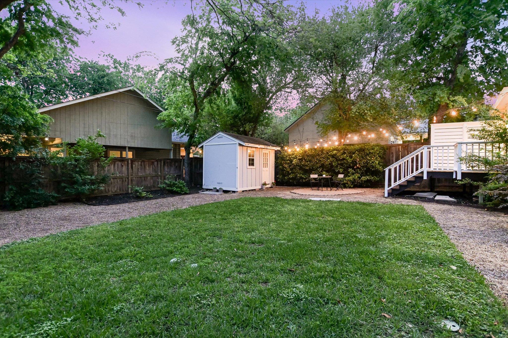Austin, Texas 78703, United States, 3 Bedrooms Bedrooms, ,2 BathroomsBathrooms,Residential,Pending,111539