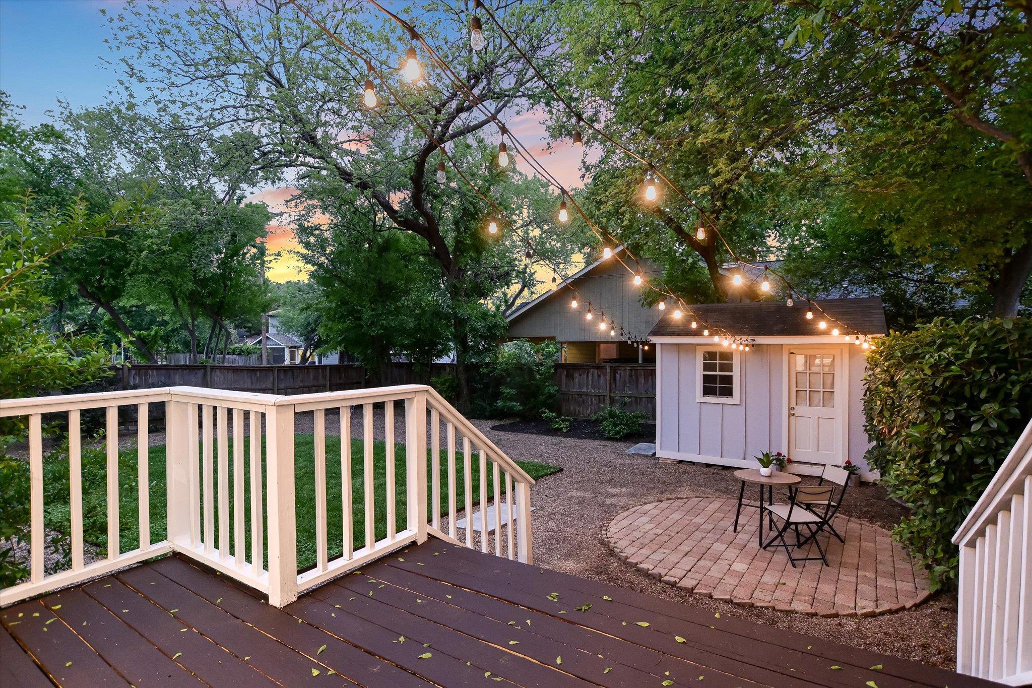Austin, Texas 78703, United States, 3 Bedrooms Bedrooms, ,2 BathroomsBathrooms,Residential,Pending,111539