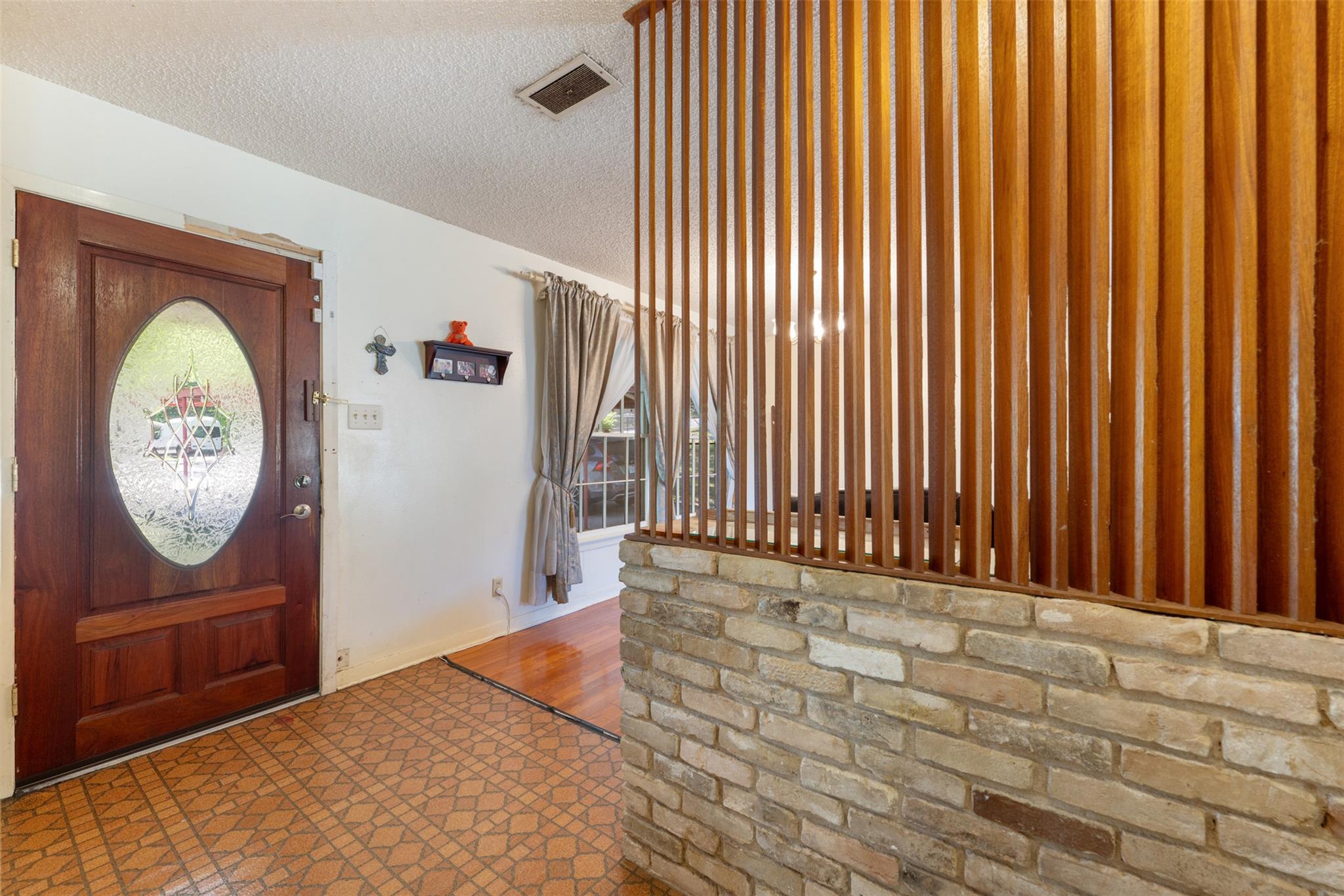 3602 Ferguson LN
